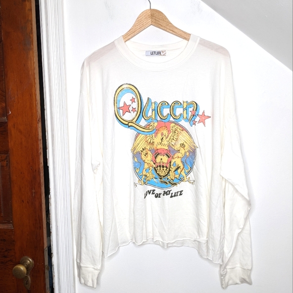 Anthropologie Tops - LETLUV Cotton Blend Queen Love of My Life Long Sleeve Graphic Tee NEW Size XL
